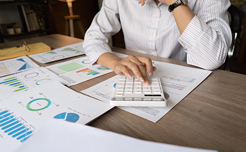 貨運(yùn)代理公司注冊：條件、費(fèi)用與注意事...